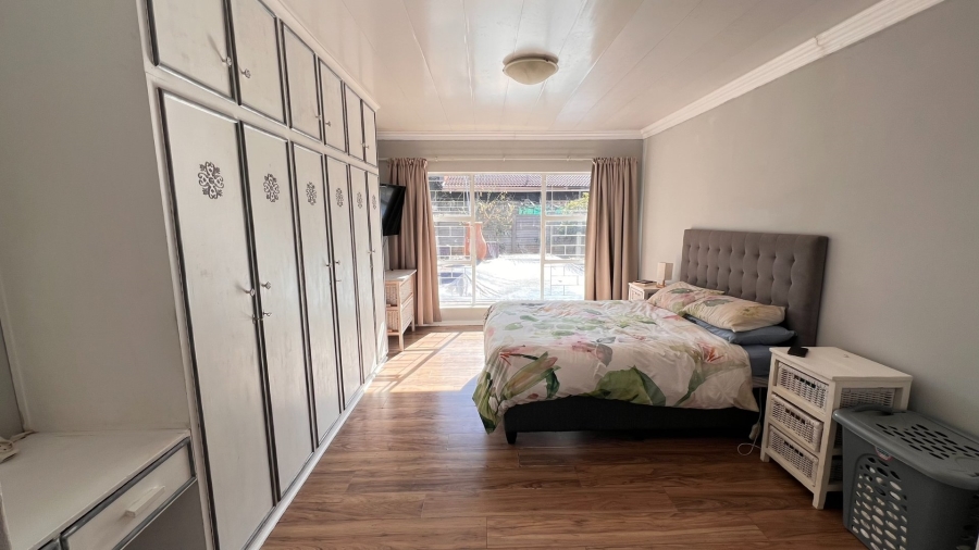 3 Bedroom Property for Sale in Langenhovenpark Free State